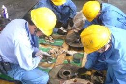 槽內(nèi)作業(yè)